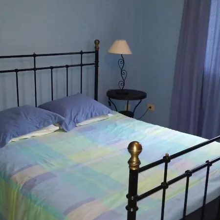 Hébergement de vacances Finca Oasis Mango,holiday Home, Vivienda Vacacional, Comunal Pool, Sea View From Private Terraces,3 Mins To Town By Car, Wifi, Netflix Candelaria